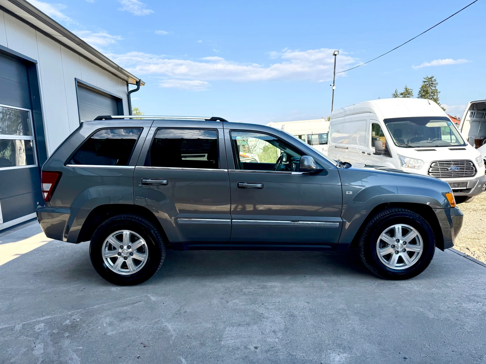 Jeep Grand cherokee 3.0CRD/FACELIFT, снимка 8 - Автомобили и джипове - 55589233