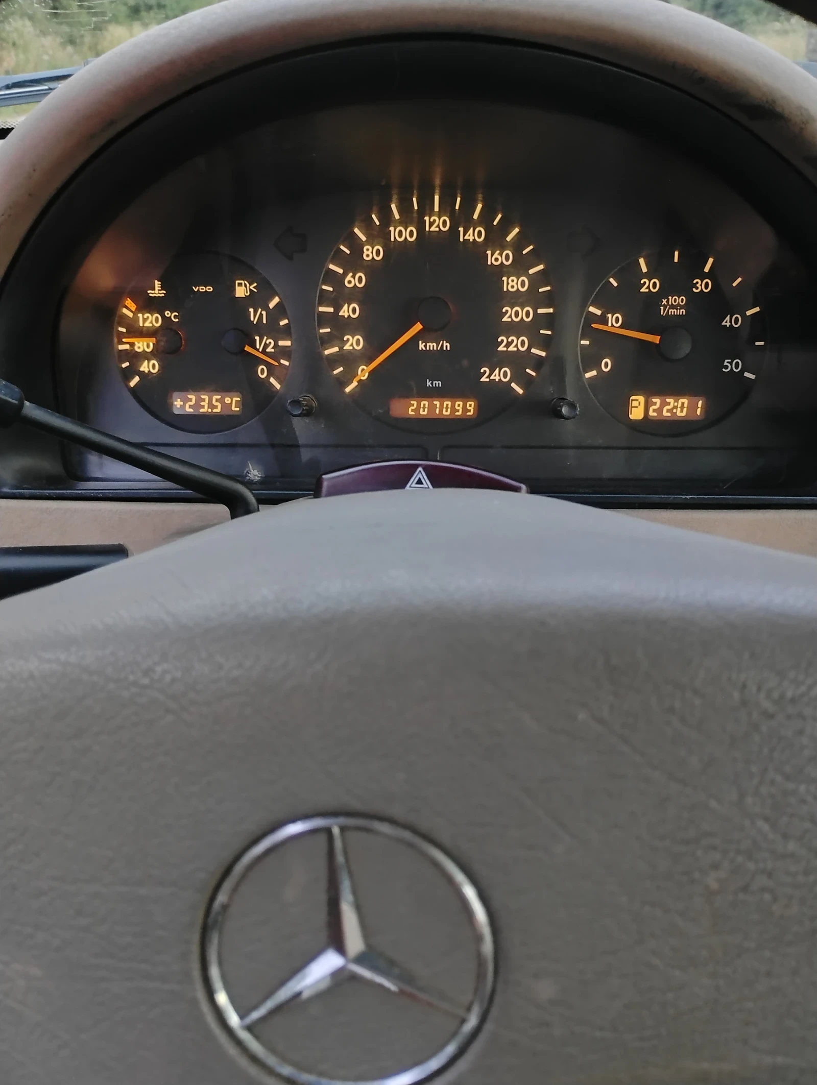 Mercedes-Benz ML 270, снимка 17 - Автомобили и джипове - 55598130