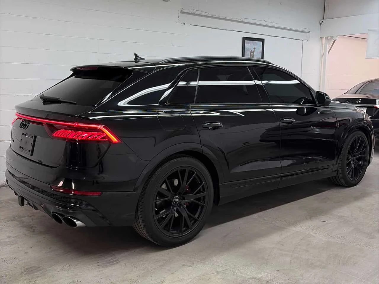 Audi SQ8 4.0 TFSI quattro  CARFAX, снимка 3 - Автомобили и джипове - 56323414