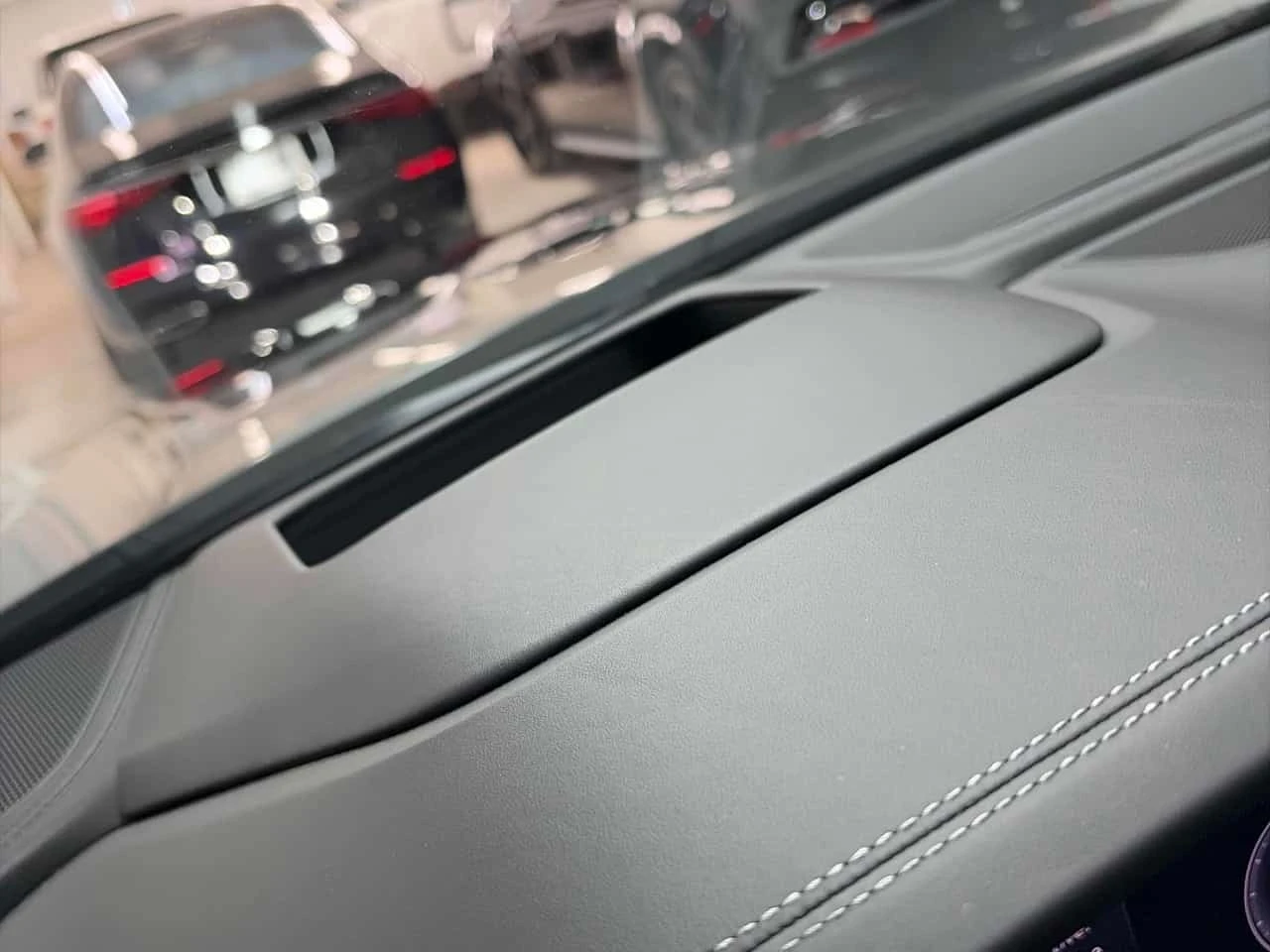 Audi SQ8 4.0 TFSI quattro  CARFAX, снимка 10 - Автомобили и джипове - 56323414