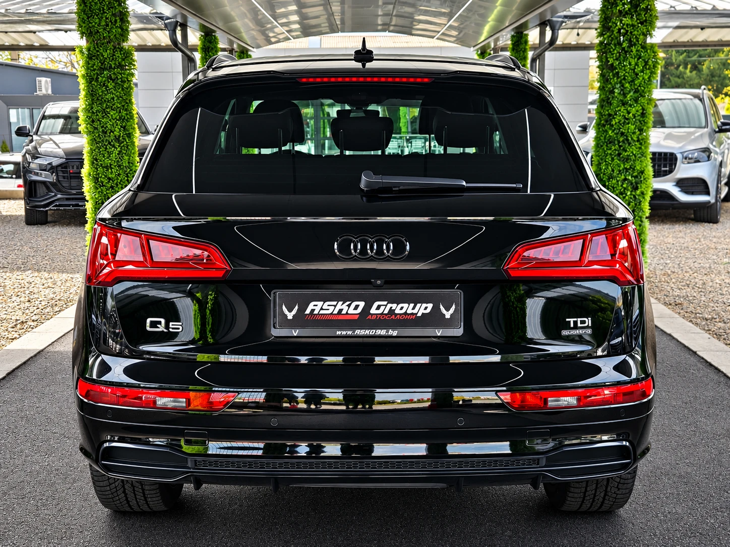 Audi Q5 S-LINE/50TDI/VIRTUAL/DISTR/CAMERA/ПОДГРЕВ/LIZING, снимка 6 - Автомобили и джипове - 56611352