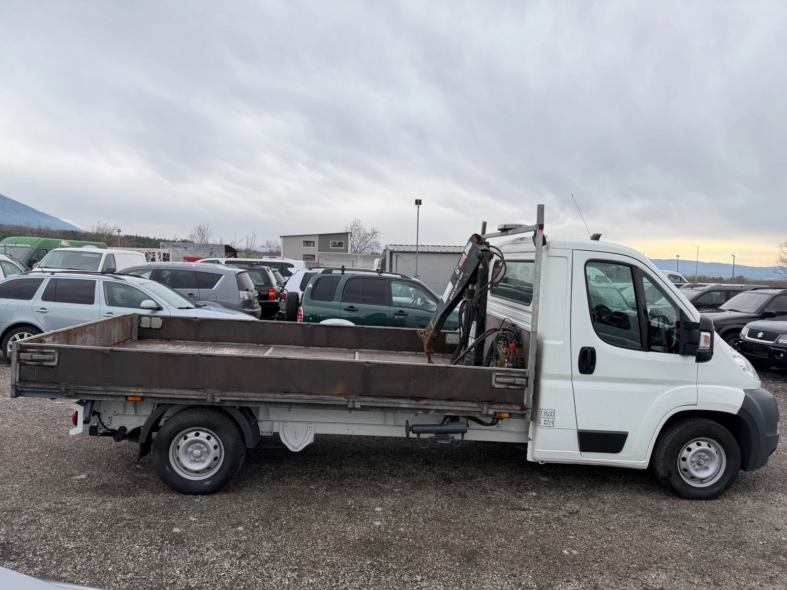 Peugeot Boxer БОРДОВИ С КРАН 112000 КМ - изображение 4