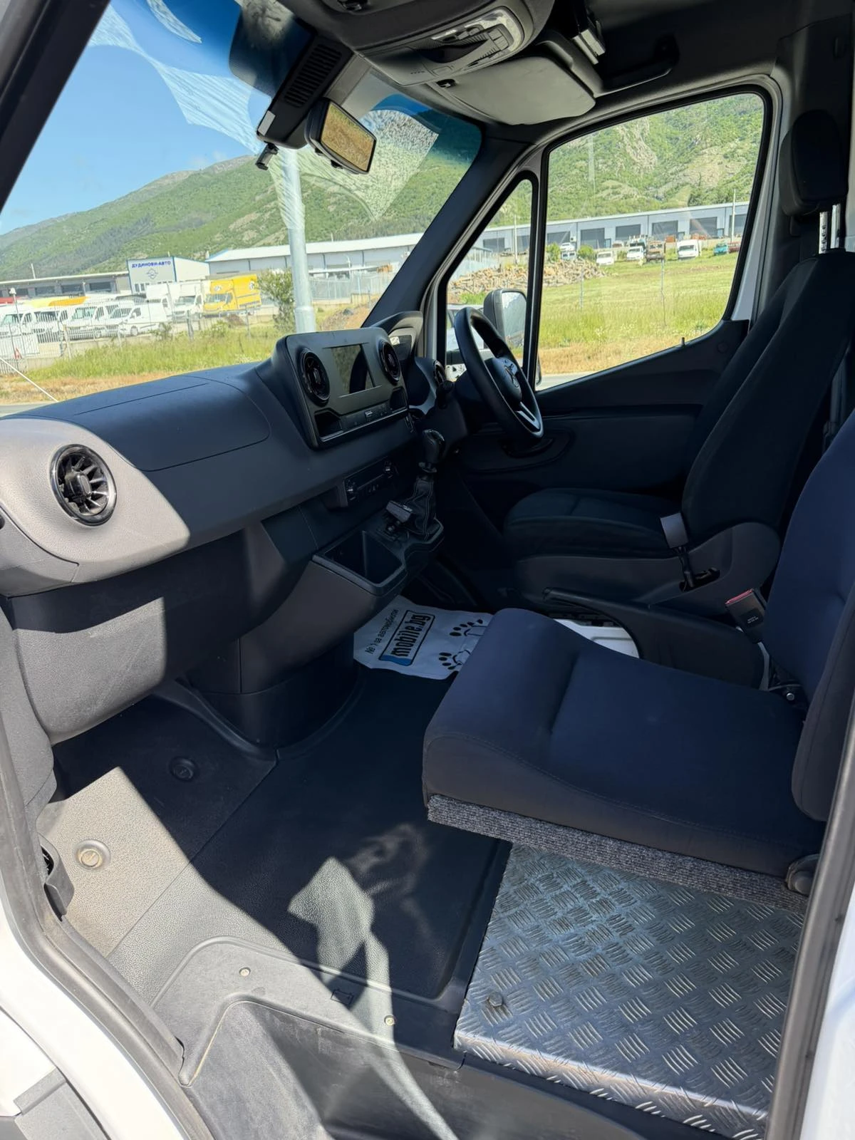 Mercedes-Benz Sprinter 314 ХЛАДИЛЕН/Гаранция, снимка 12 - Бусове и автобуси - 54709359