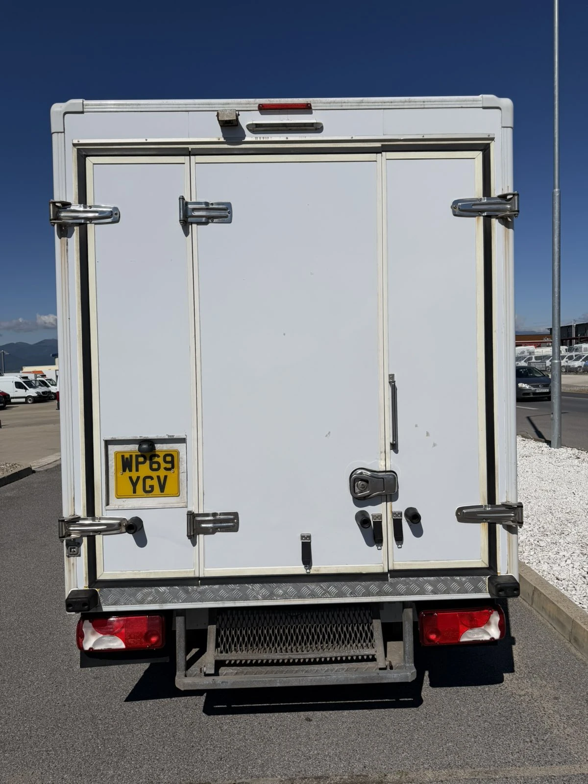 Mercedes-Benz Sprinter 314 ХЛАДИЛЕН/Гаранция, снимка 4 - Бусове и автобуси - 54709359