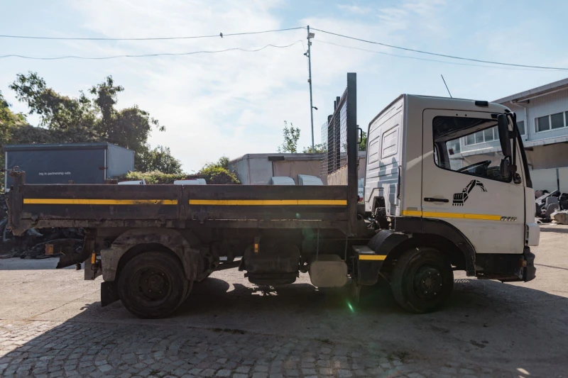 Mercedes-Benz 815 САМОСВАЛ / НА ЧАСТИ, снимка 2 - Камиони - 51525860