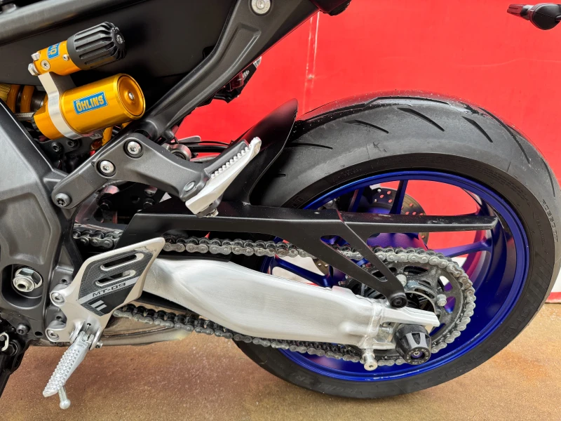 Yamaha Mt-09 SP-LED-ABS-Ohlins QuickShifter Ohlins-TCS, снимка 14 - Мотоциклети и мототехника - 53284765