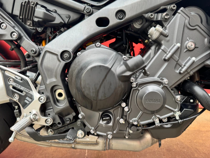 Yamaha Mt-09 SP-LED-ABS-Ohlins QuickShifter Ohlins-TCS, снимка 5 - Мотоциклети и мототехника - 53284765