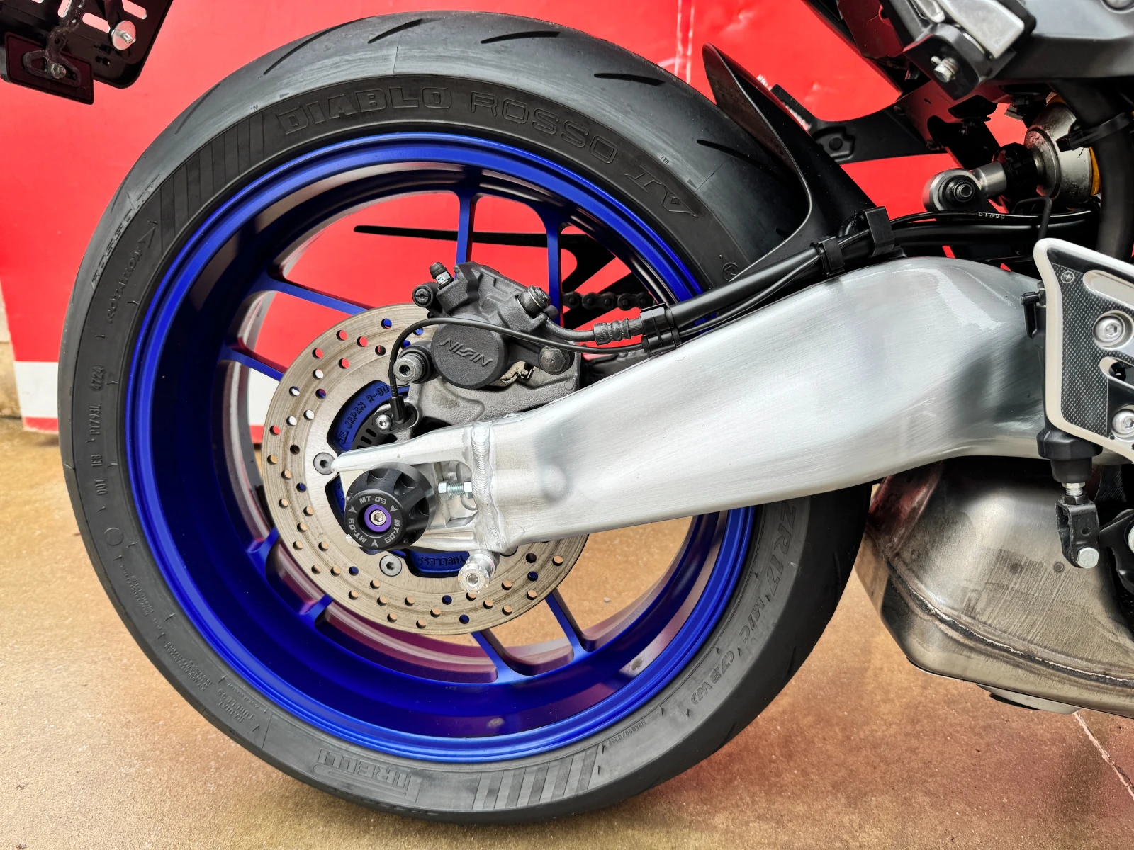 Yamaha Mt-09 SP-LED-ABS-Ohlins QuickShifter Ohlins-TCS - изображение 6