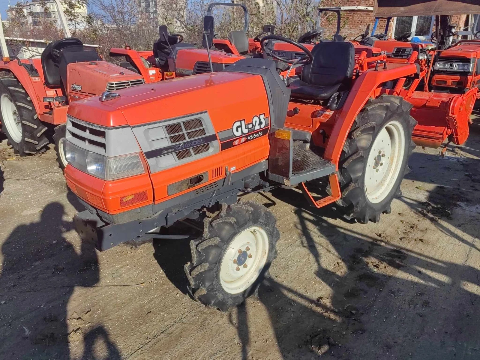 Трактор Kubota GL23 4x4 - изображение 2