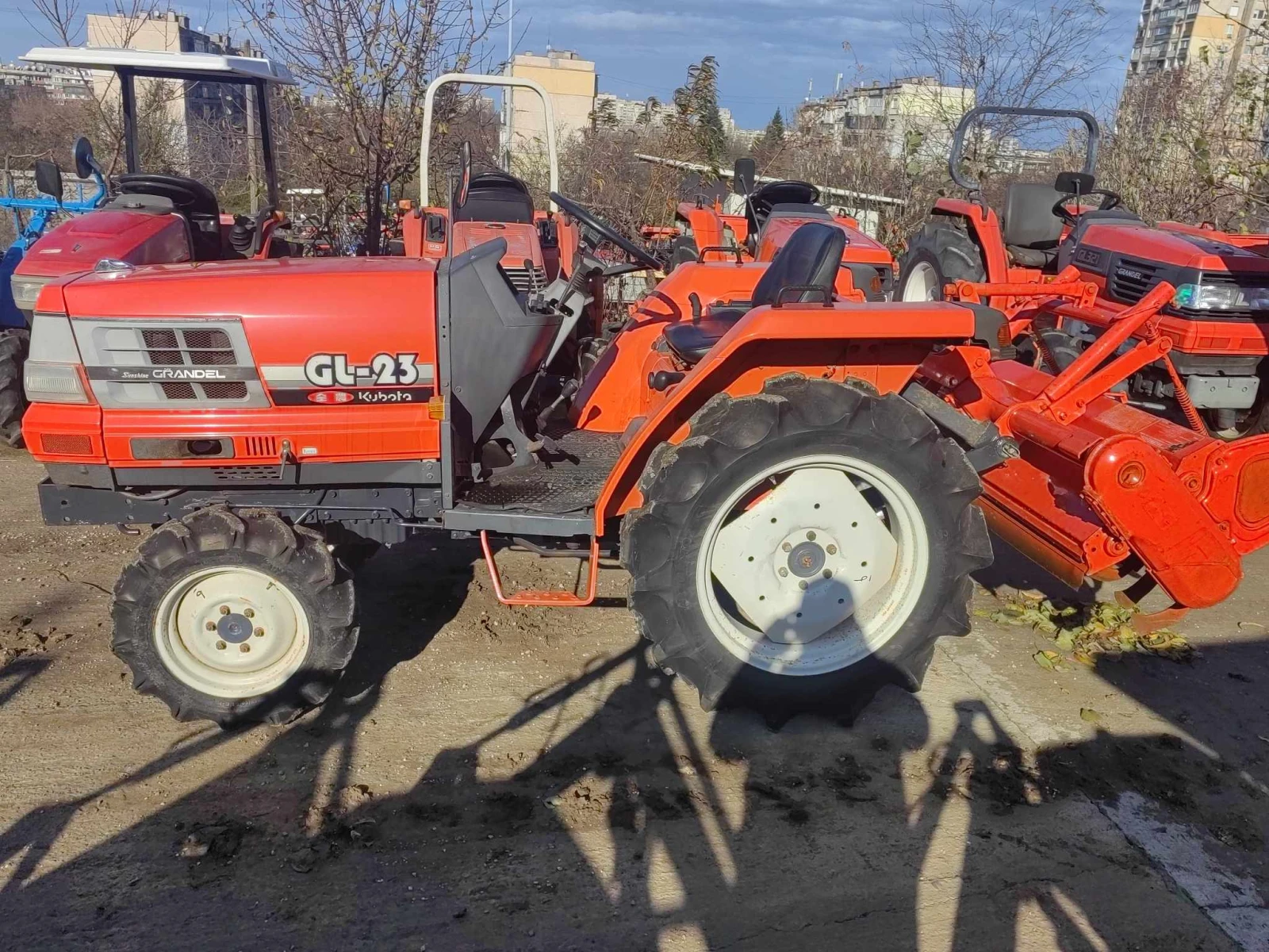 Трактор Kubota GL23 4x4 - изображение 8
