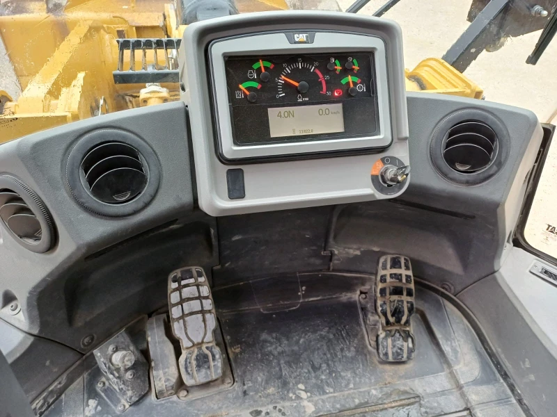 Челен товарач Caterpillar 972M XE, снимка 4 - Индустриална техника - 52311287