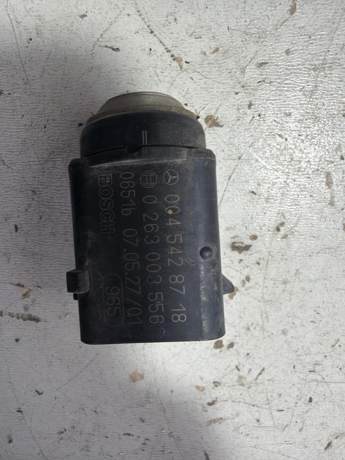 датчик за парктроник сив 0045428718 0263003556 Mercedes CLS