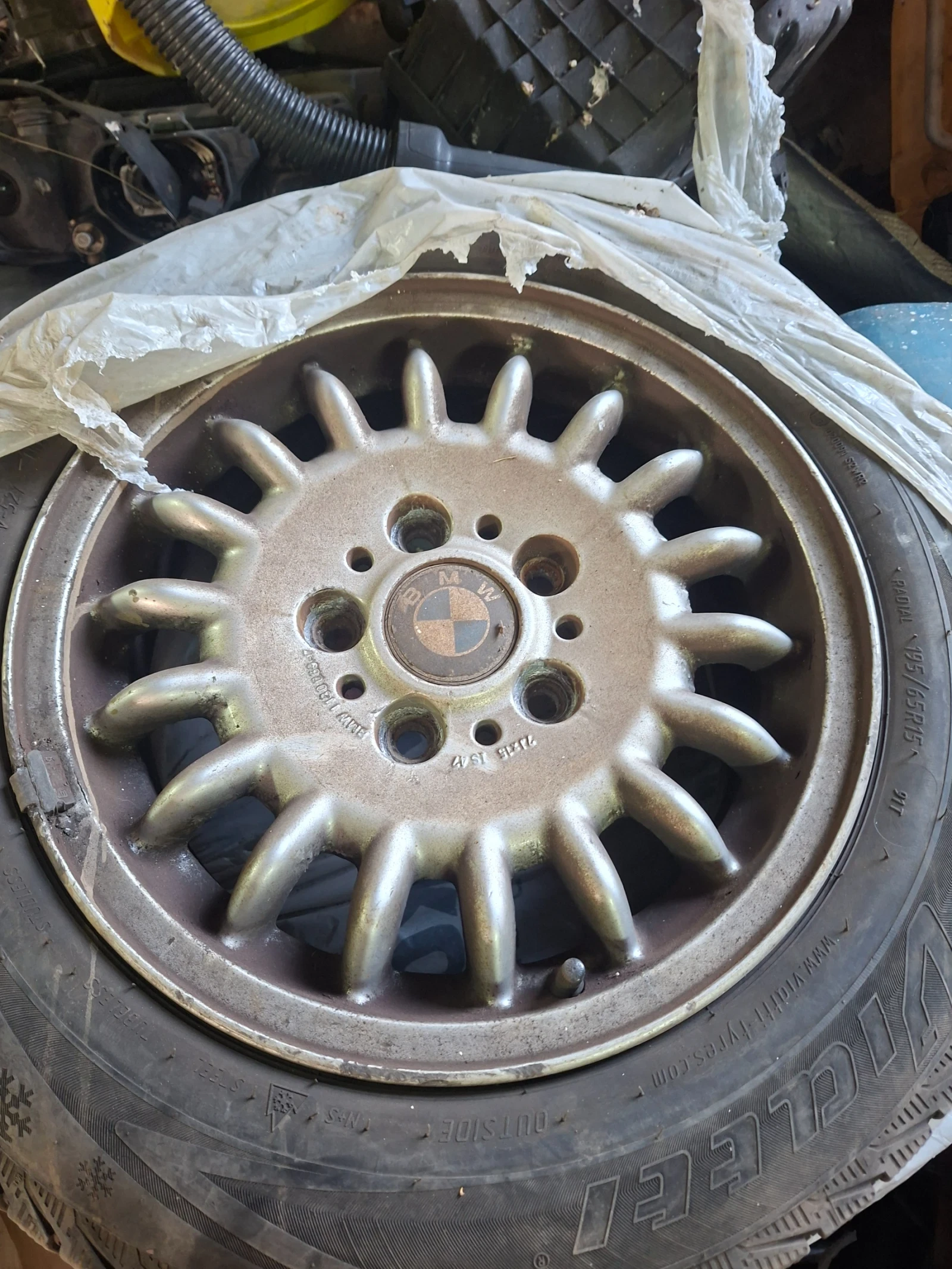 ���� � ������ 195/65R15 �� BMW 114 | Mobile.bg � ����������� 2
