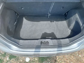 Ford Fiesta 1.5 автопилот 86000km, снимка 13