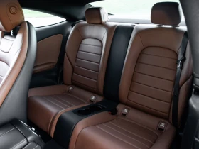 Mercedes-Benz C 300 AMG-PACK / 4MATIC / ПАНОРАМА / М.ТОЧКА / ПОДГРЕВИ , снимка 13