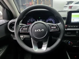 Kia K3, снимка 13