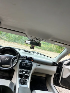 Mercedes-Benz C 200, снимка 6