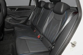 VW Passat Variant 2.0 TSI 4Motion = R-Line = Гаранция - 47000 € / 91924.01 лв. - 15835548 12