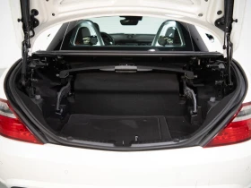 Mercedes-Benz SLK 55 AMG * AMG Line * HeadUp * * AвтоКредит* (ЦЕНА ДО БГ) | Auto.bg — изображение 17
