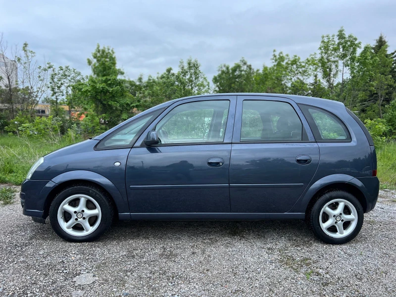 Opel Meriva 1.6i Euro 5 , снимка 7 - Автомобили и джипове - 45812657