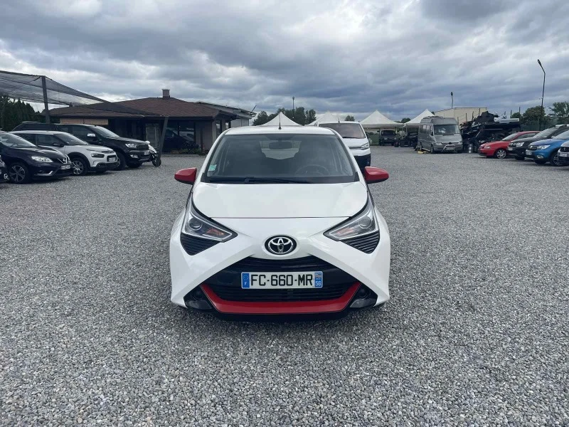 Toyota Aygo 1.0 Еuro 6 , Нов внос, снимка 1 - Автомобили и джипове - 46018202