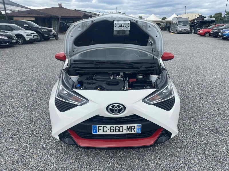 Toyota Aygo 1.0 Еuro 6 , Нов внос, снимка 16 - Автомобили и джипове - 46018202