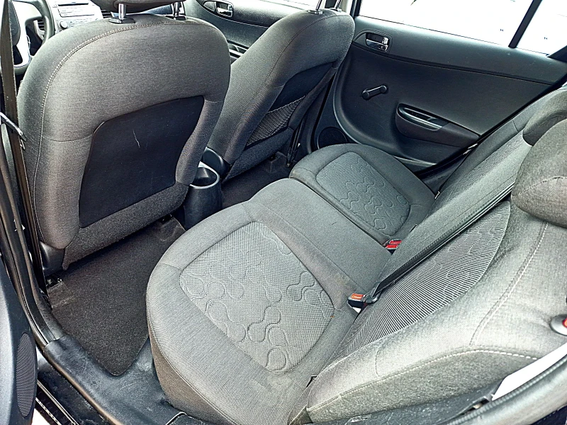 Hyundai I20 1.2i, снимка 8 - Автомобили и джипове - 47972040