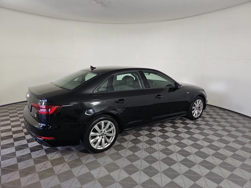 Audi A4 Premium w/Technology* QUATTRO* DIGITAL* S-LINE* PA, снимка 4 - Автомобили и джипове - 48716175