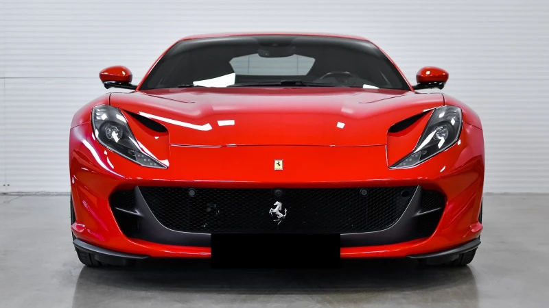 Ferrari 812 Superfast V12/ CERAMIC/ CARBON/ LIFT/ , снимка 2 - Автомобили и джипове - 48769615