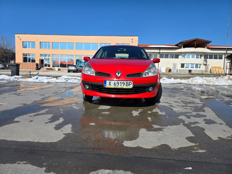 Renault Clio, снимка 1 - Автомобили и джипове - 49221246