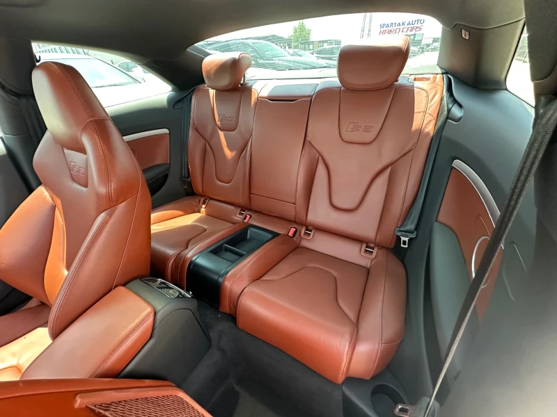 Audi S5 4.2V8* Ръчка* Quattro* , снимка 9 - Автомобили и джипове - 52325239