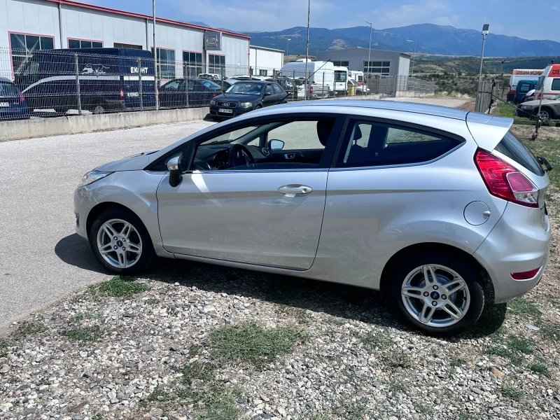 Ford Fiesta 1.5, снимка 3 - Автомобили и джипове - 52435701