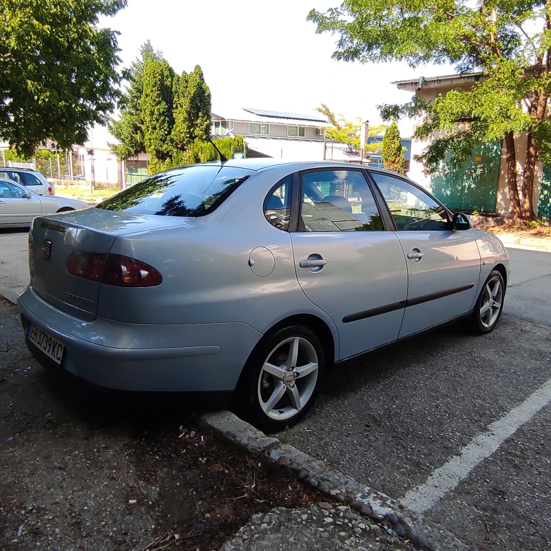 Seat Cordoba, снимка 7 - Автомобили и джипове - 51863381