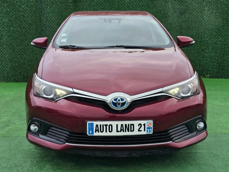 Toyota Auris 1.8i* HYBRID* 136кс* EDITION* FACE LIFT, снимка 2 - Автомобили и джипове - 52346436
