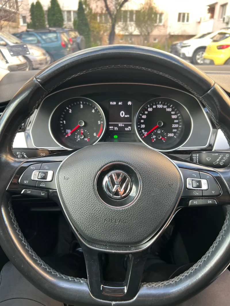 VW Passat B8, снимка 16 - Автомобили и джипове - 52566154