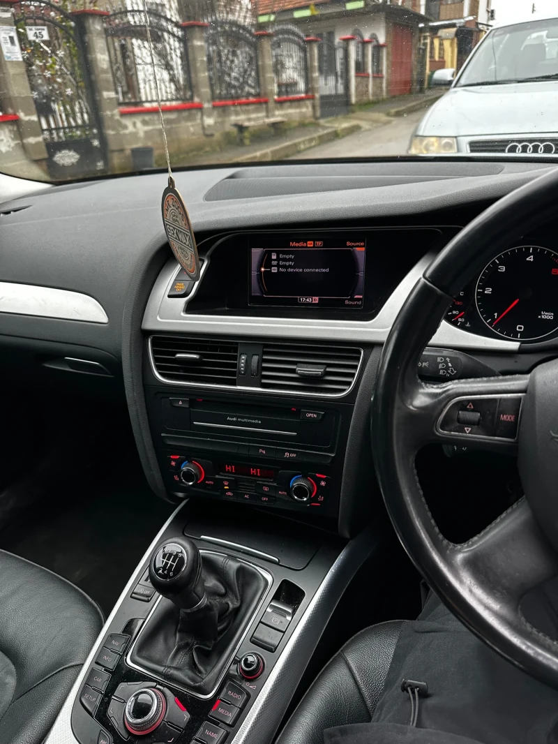 Audi A4 2.0 , снимка 6 - Автомобили и джипове - 52885025