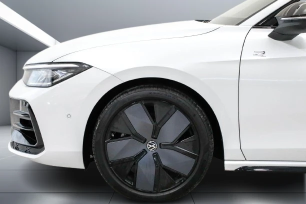 VW Passat Variant 2.0 TSI 4Motion = R-Line = �������� | Mobile.bg � ����������� 6