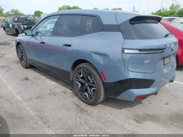 BMW iX XDRIVE50, снимка 3 - Автомобили и джипове - 54615661