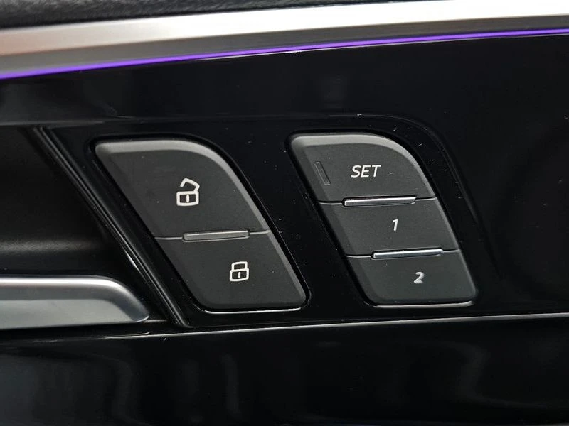 Audi A4 40 TDI Quattro Premium| 190к.с., снимка 15 - Автомобили и джипове - 55804178