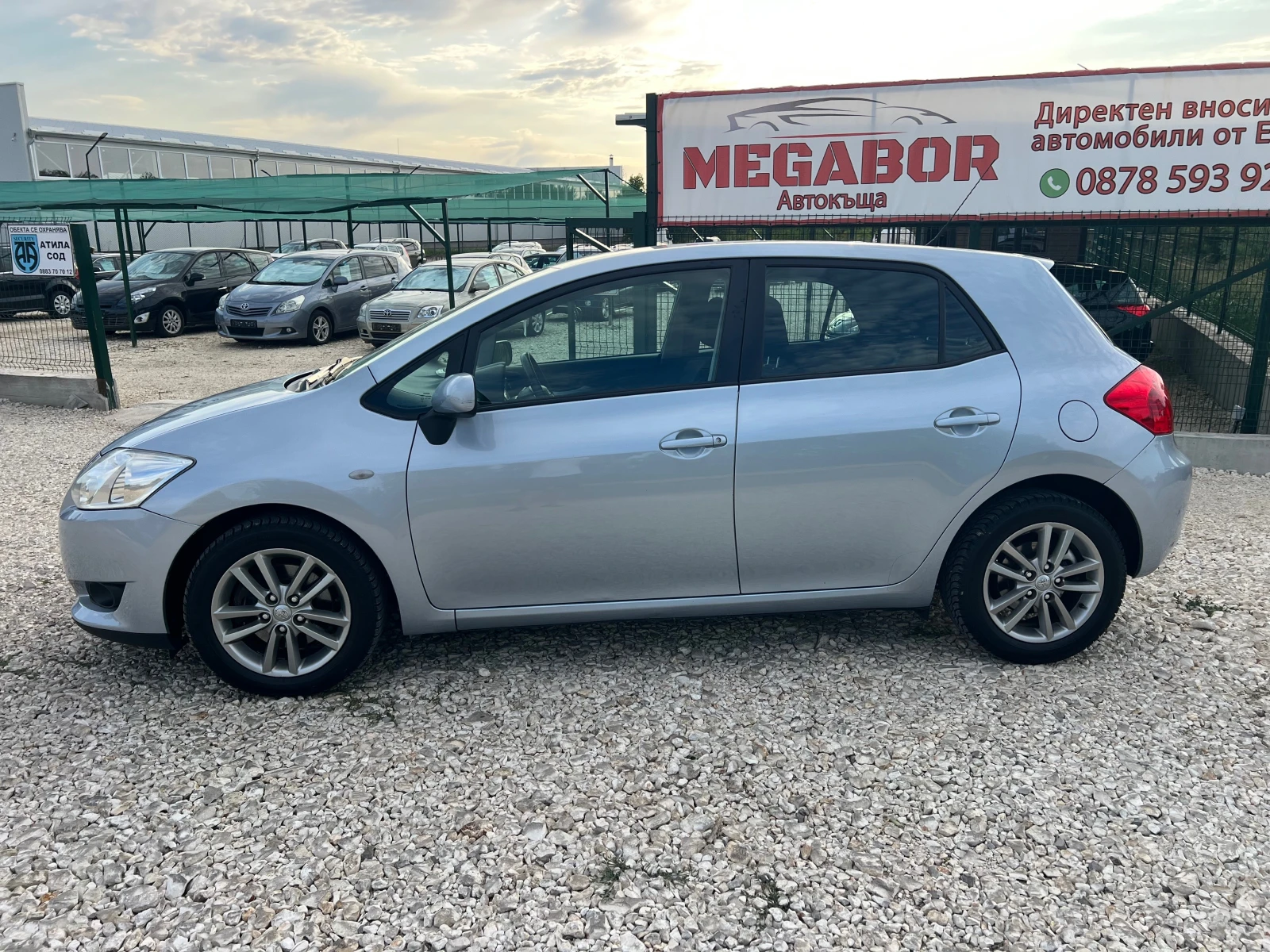 Toyota Auris 2.0 D4D/126p.s-2010g!!! - изображение 7
