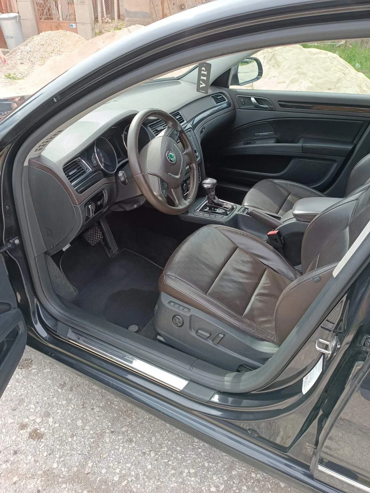 Skoda Superb  Laurin Klement 2.0 TDi 4-4 - изображение 5