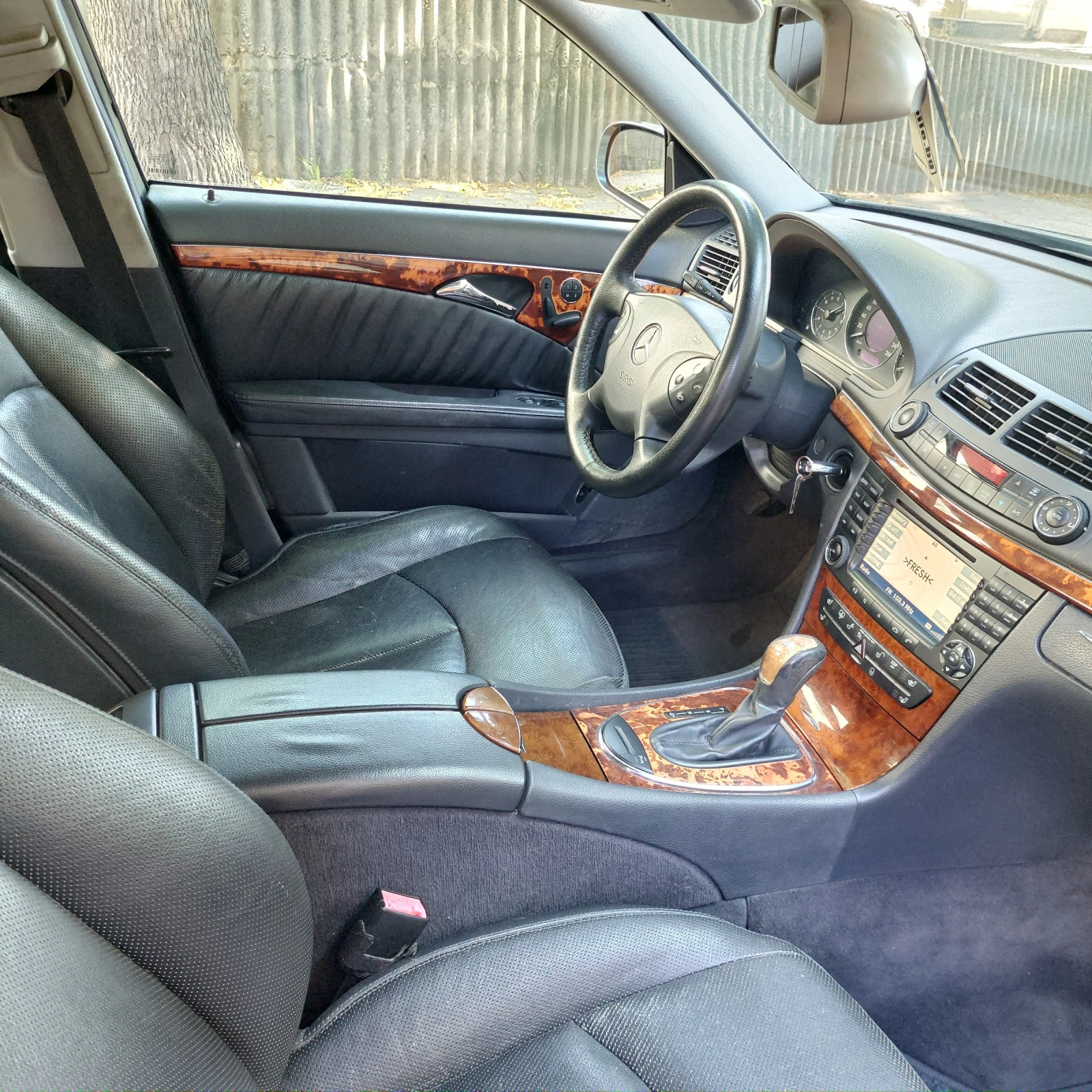 Mercedes-Benz E 320 3.2I - изображение 9