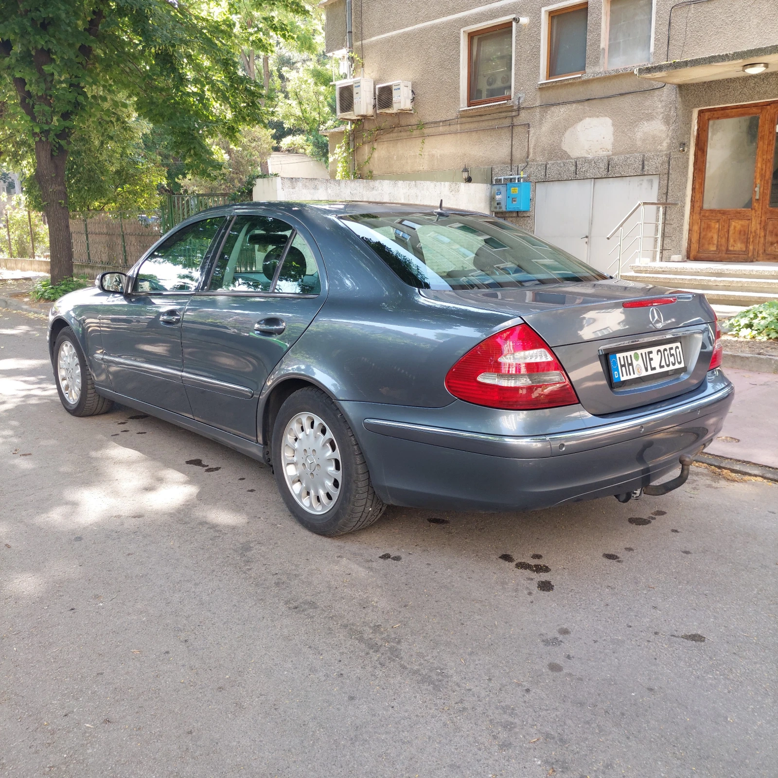 Mercedes-Benz E 320 3.2I - изображение 6