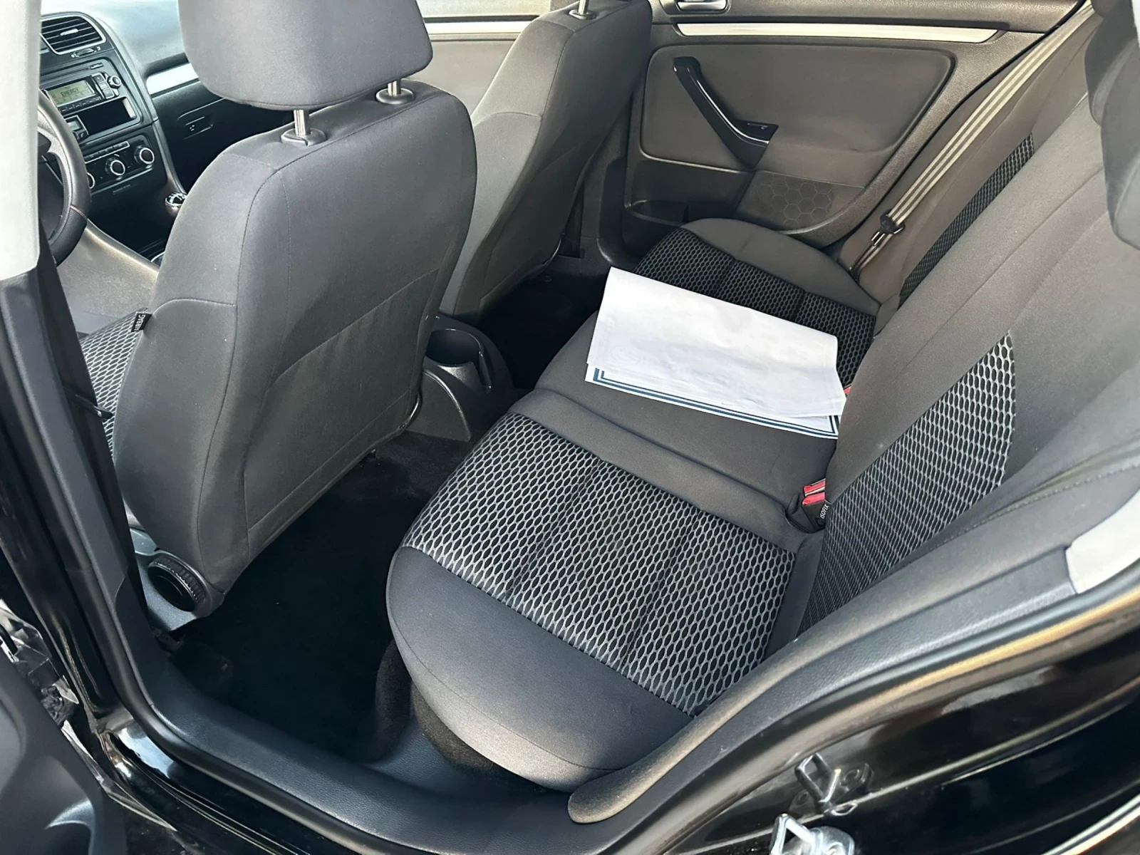 VW Golf 1.6 TDI - 90 kc | Mobile.bg   9