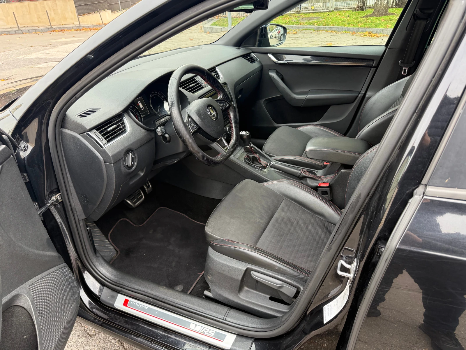 Skoda Octavia VRS Challenge | Mobile.bg   9