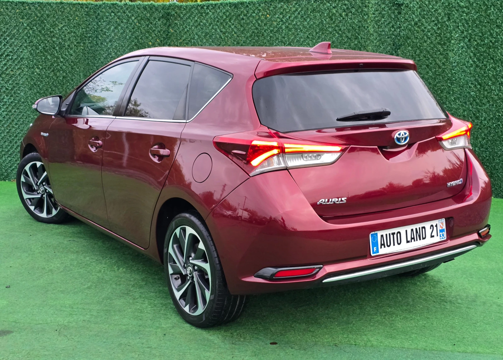 Toyota Auris 1.8i* HYBRID* 136* EDITION* FACE LIFT | Mobile.bg   7