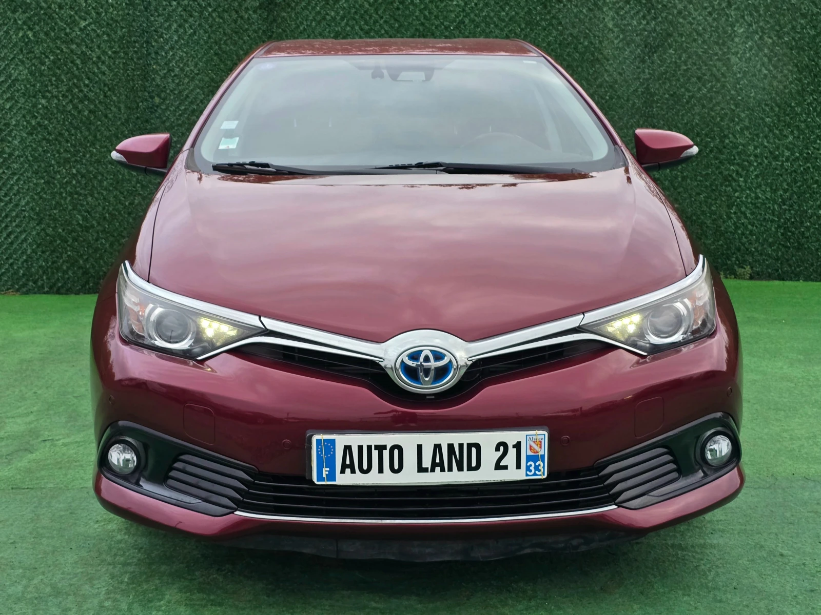 Toyota Auris 1.8i* HYBRID* 136* EDITION* FACE LIFT | Mobile.bg   2