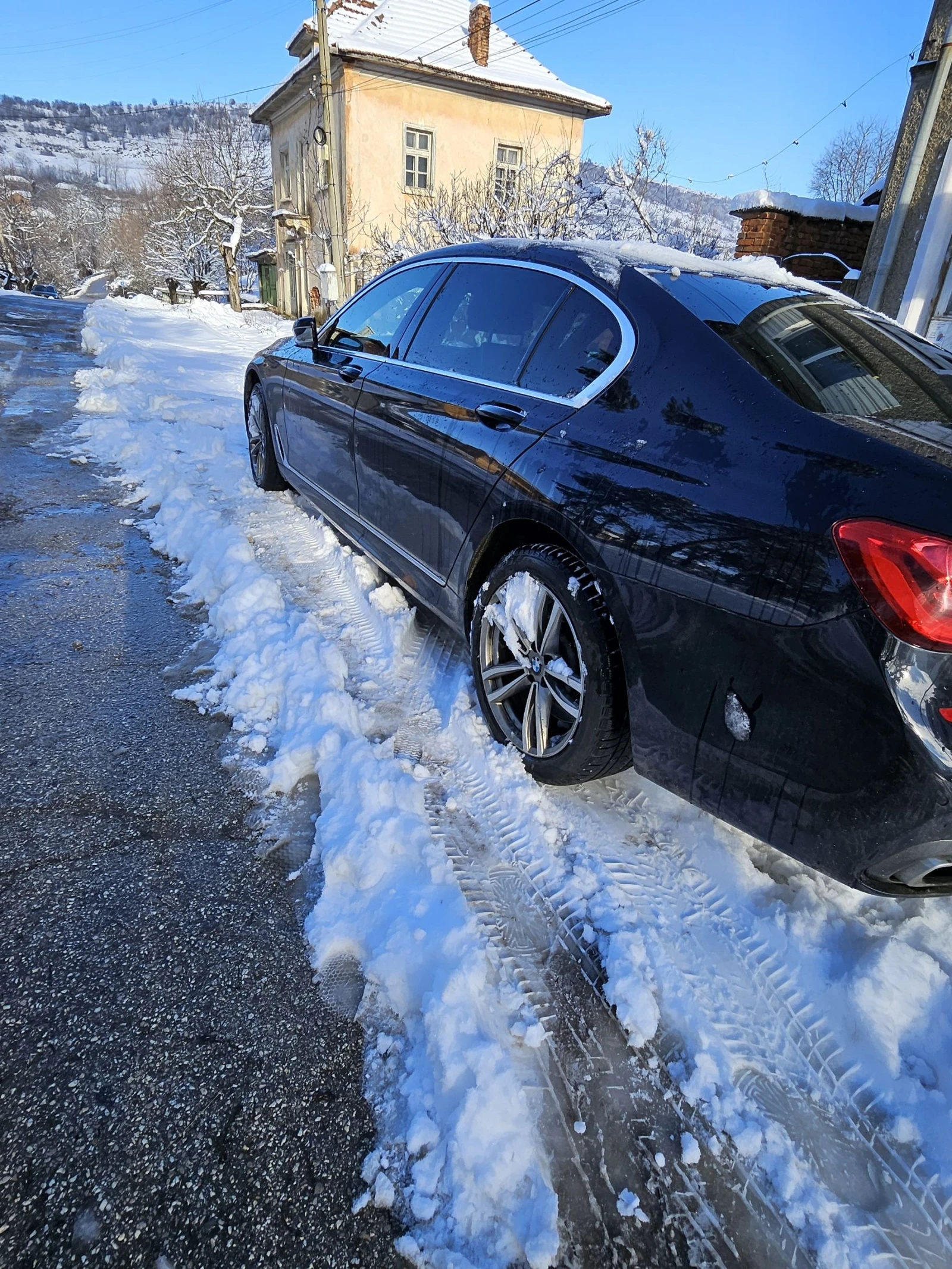 BMW 750 750i Xdrive - изображение 3