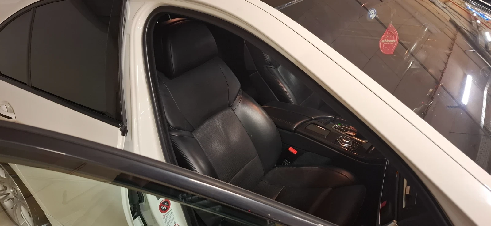 BMW 530 xDrive, с нов двигател, снимка 9 - Автомобили и джипове - 53111314