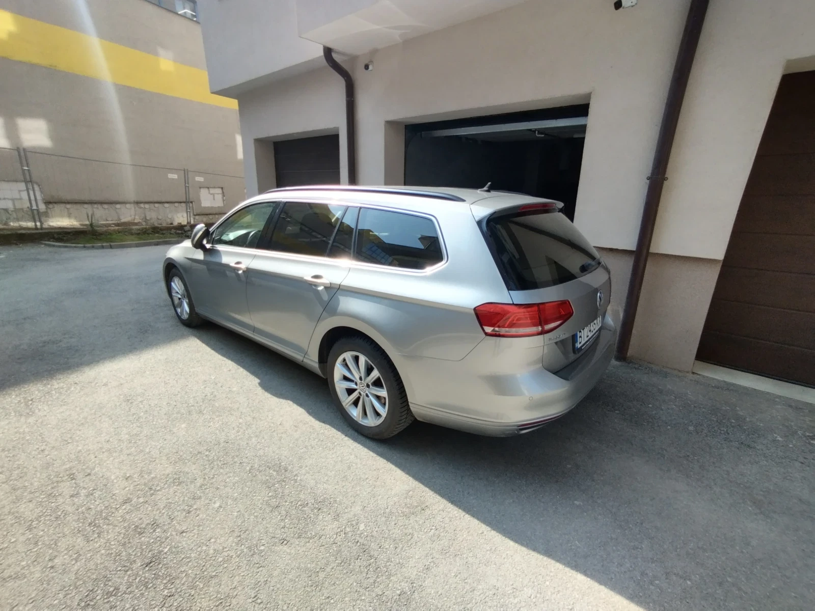 VW Passat 2.0 TDI 150 DSG6, снимка 4 - Автомобили и джипове - 53442479
